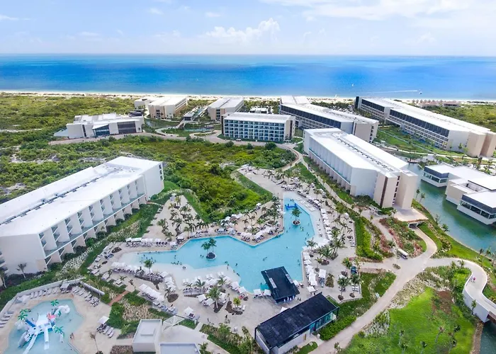 Grand Palladium Select Costa Mujeres Cancun